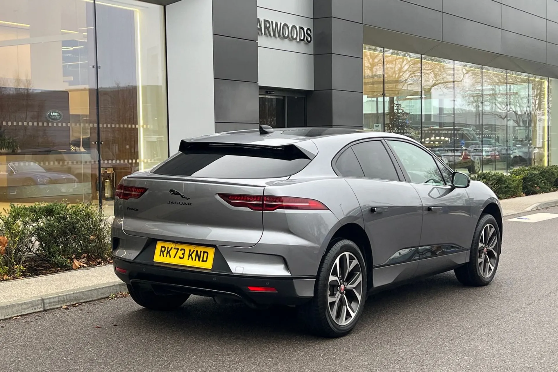 Jaguar I-PACE thumbnail image number 9