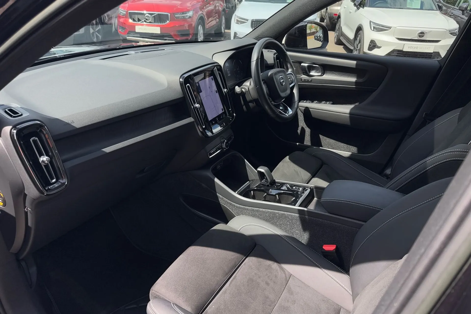 Volvo XC40 thumbnail image number 26