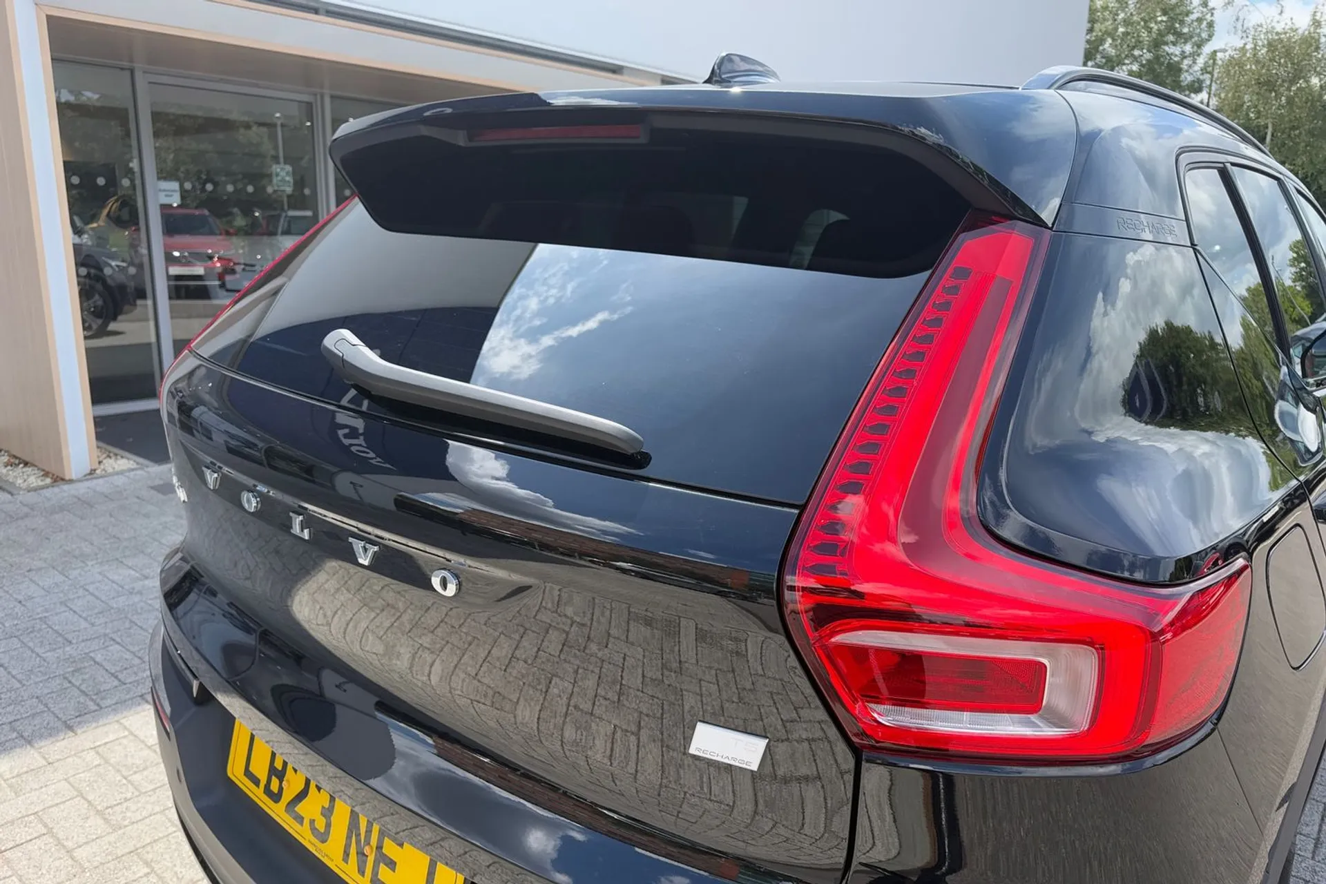 Volvo XC40 thumbnail image number 15