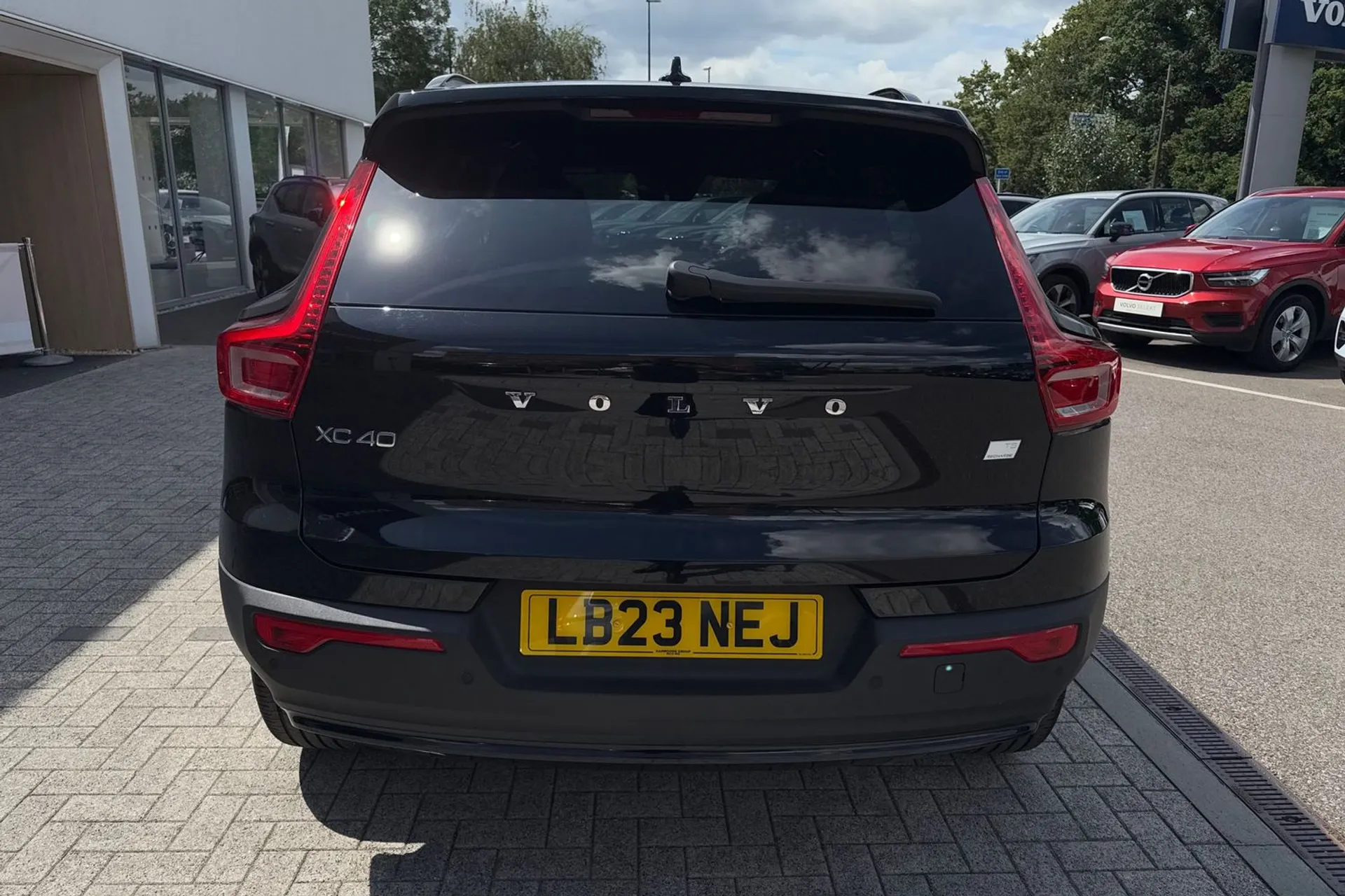 Volvo XC40 thumbnail image number 8