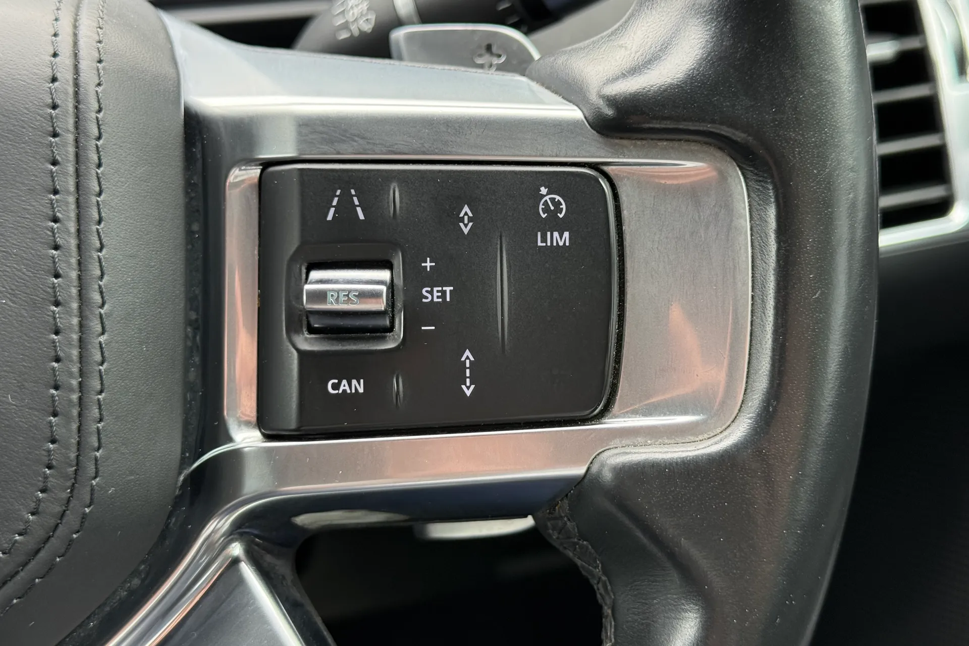 LAND ROVER DISCOVERY thumbnail image number 26