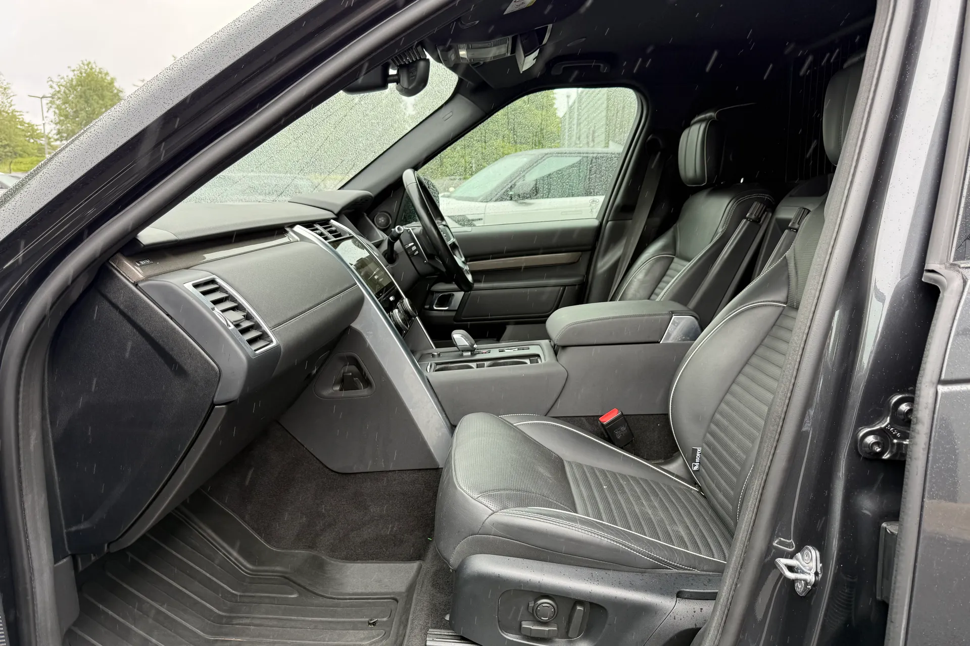 LAND ROVER DISCOVERY thumbnail image number 10