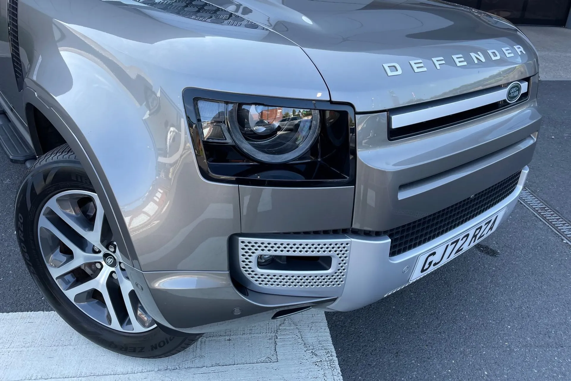 LAND ROVER DEFENDER thumbnail image number 26