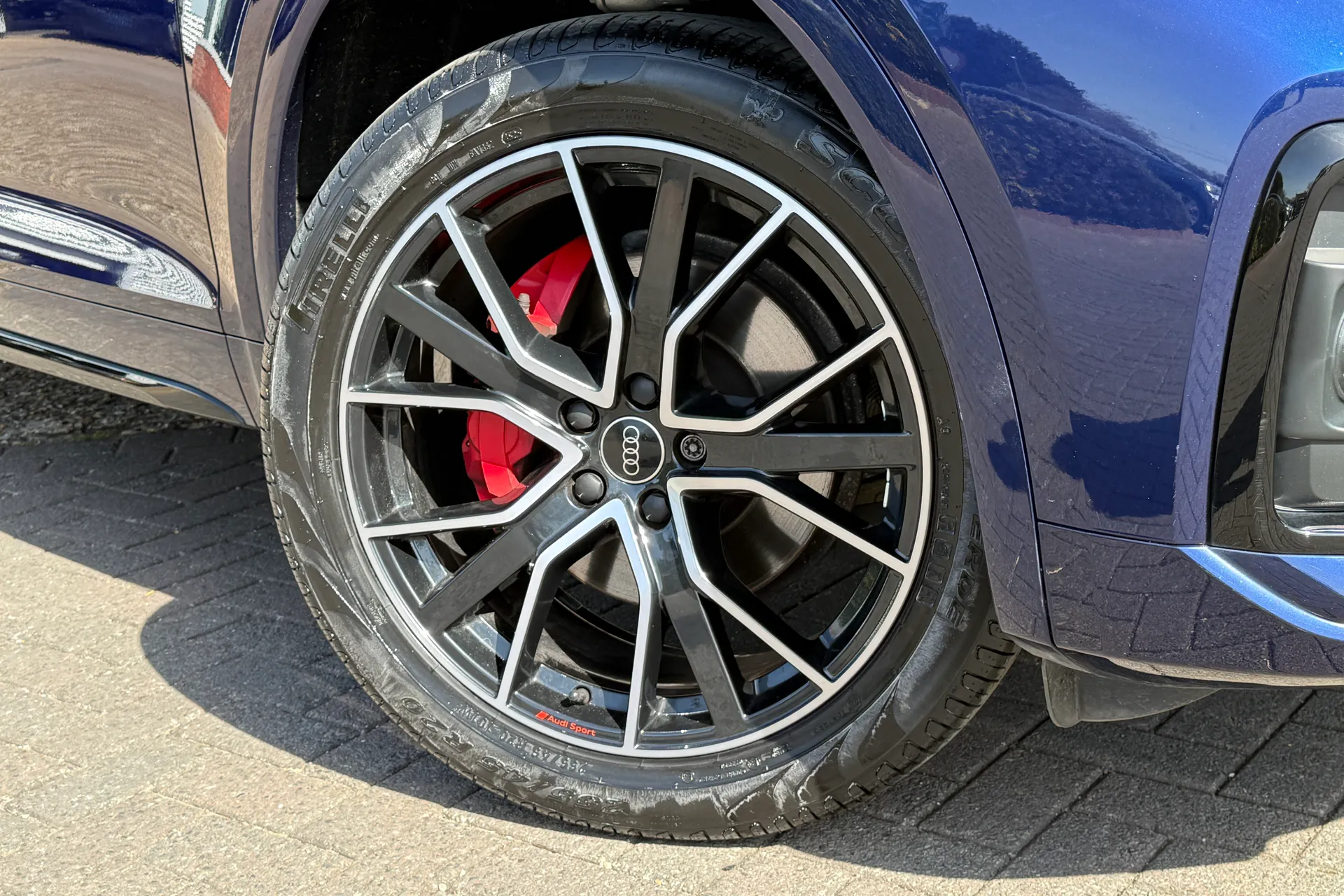 Audi Q5 thumbnail image number 7
