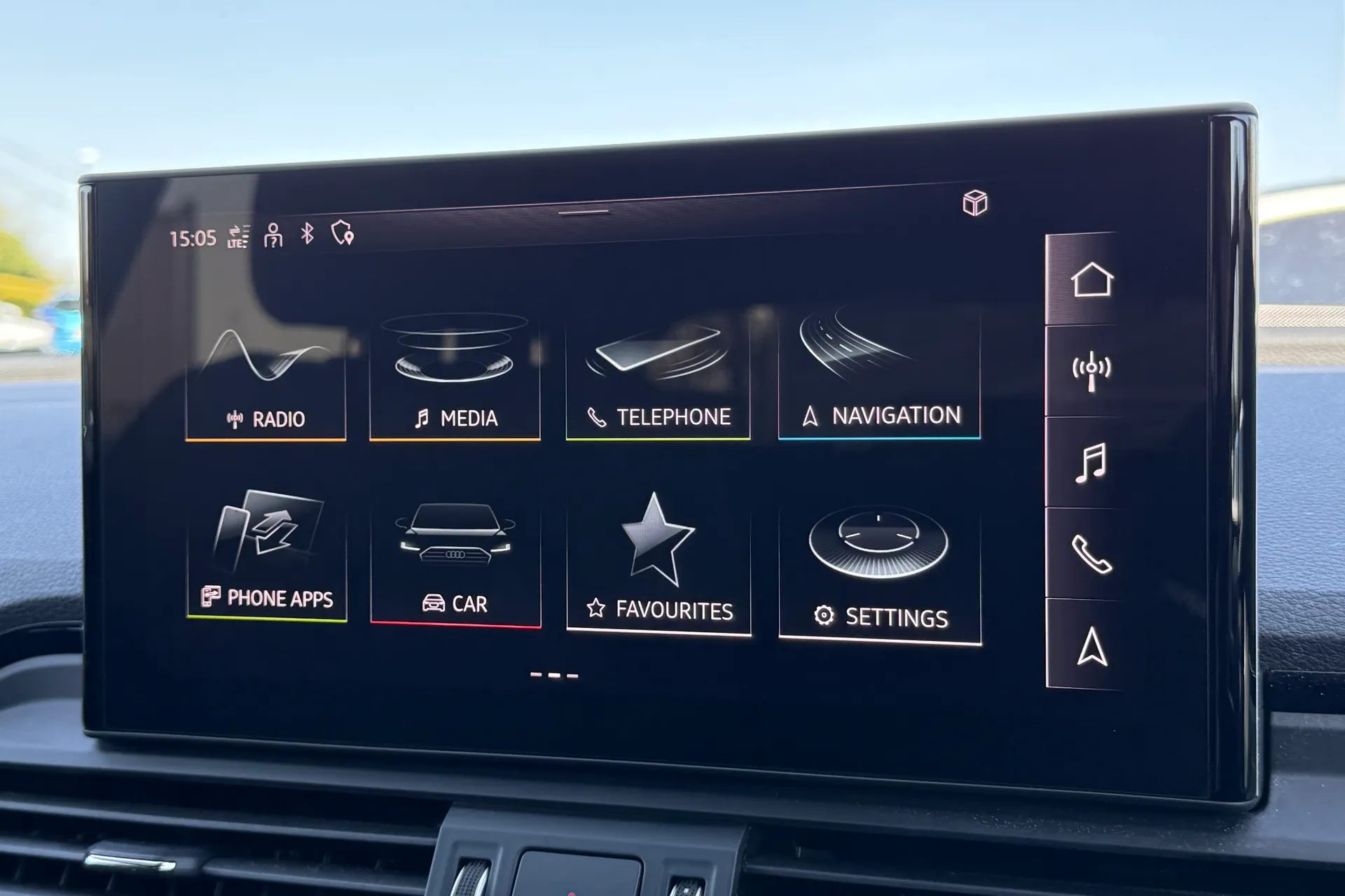 Audi Q5 thumbnail image number 13