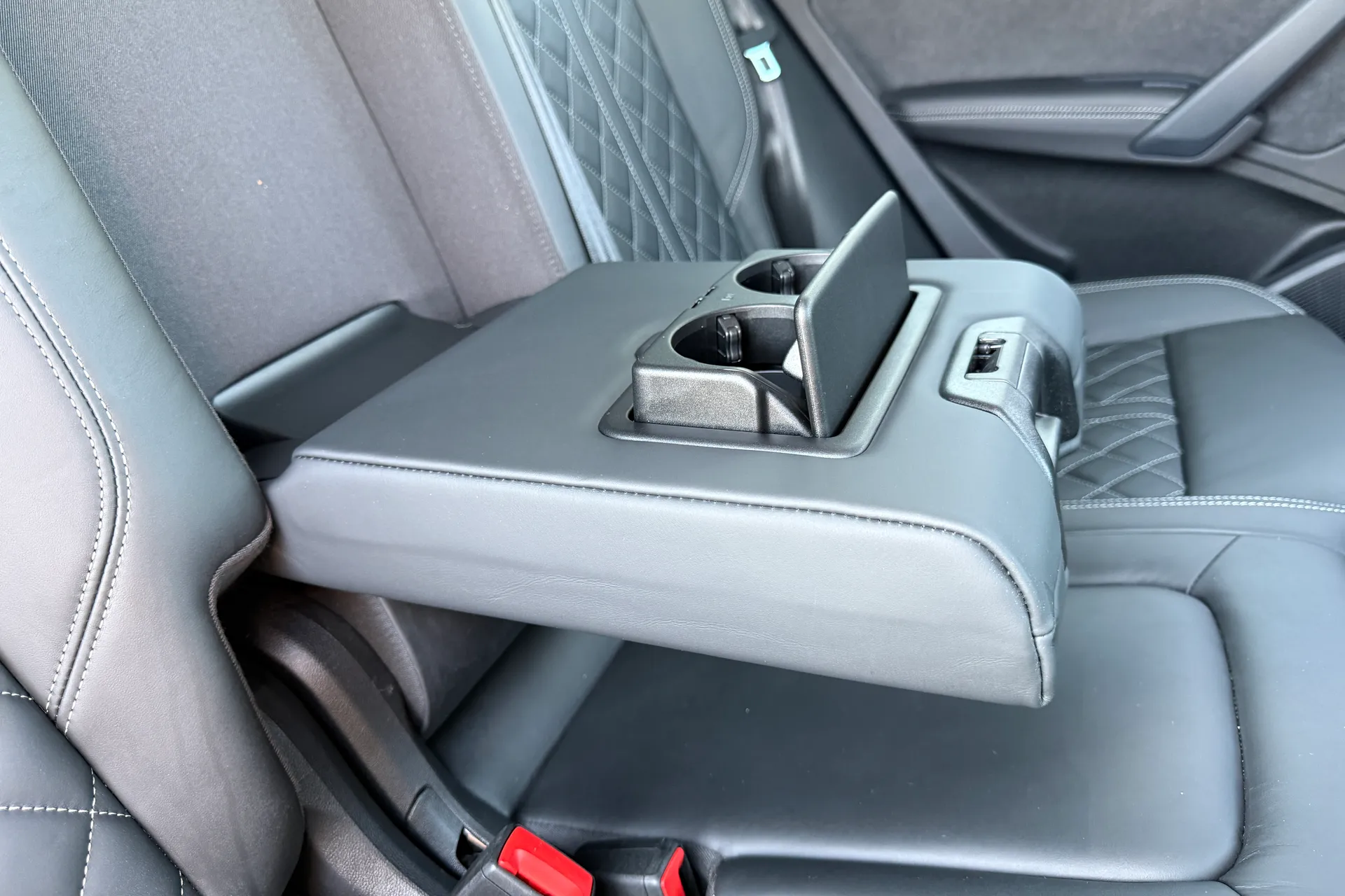 Audi Q5 thumbnail image number 47