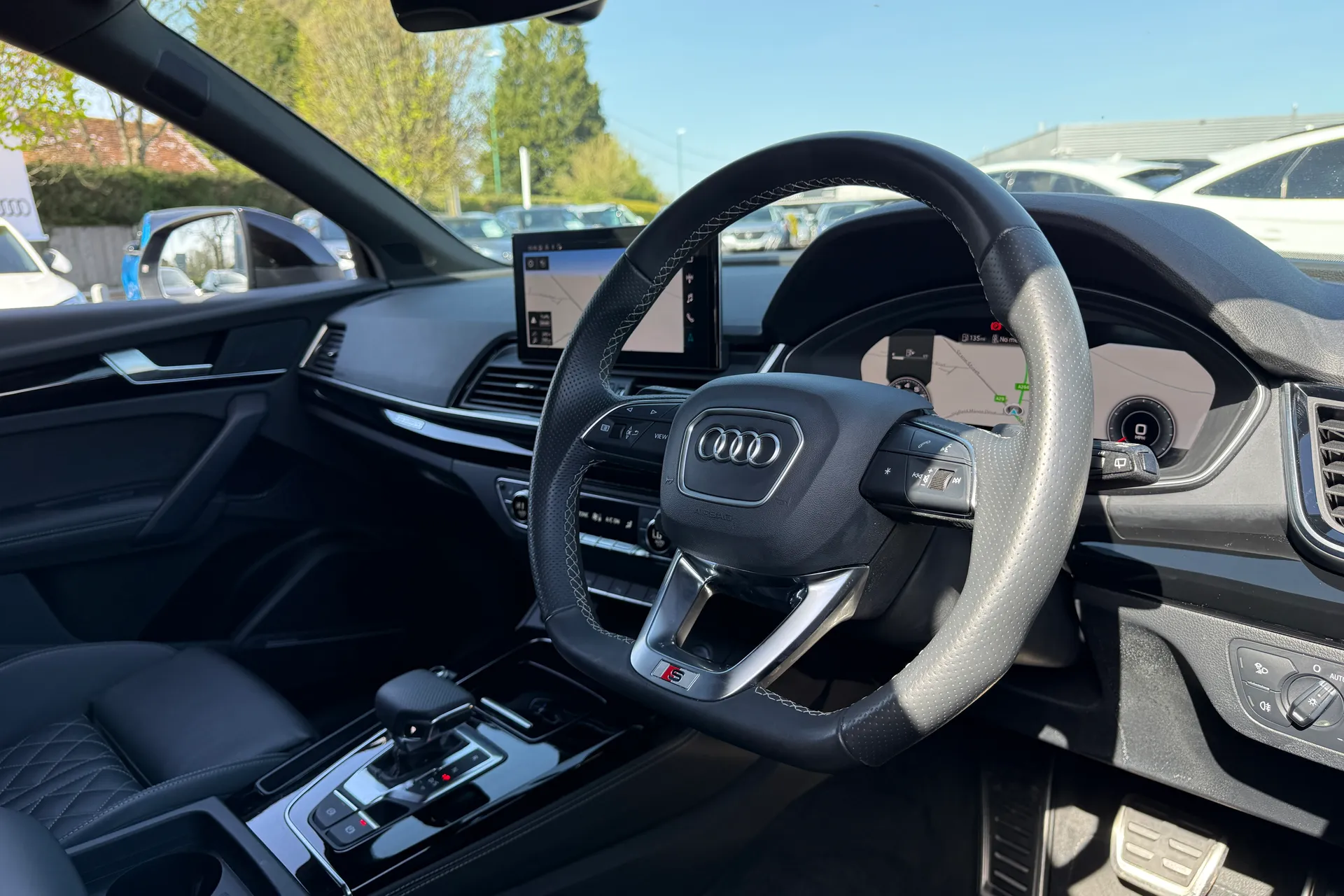 Audi Q5 thumbnail image number 29