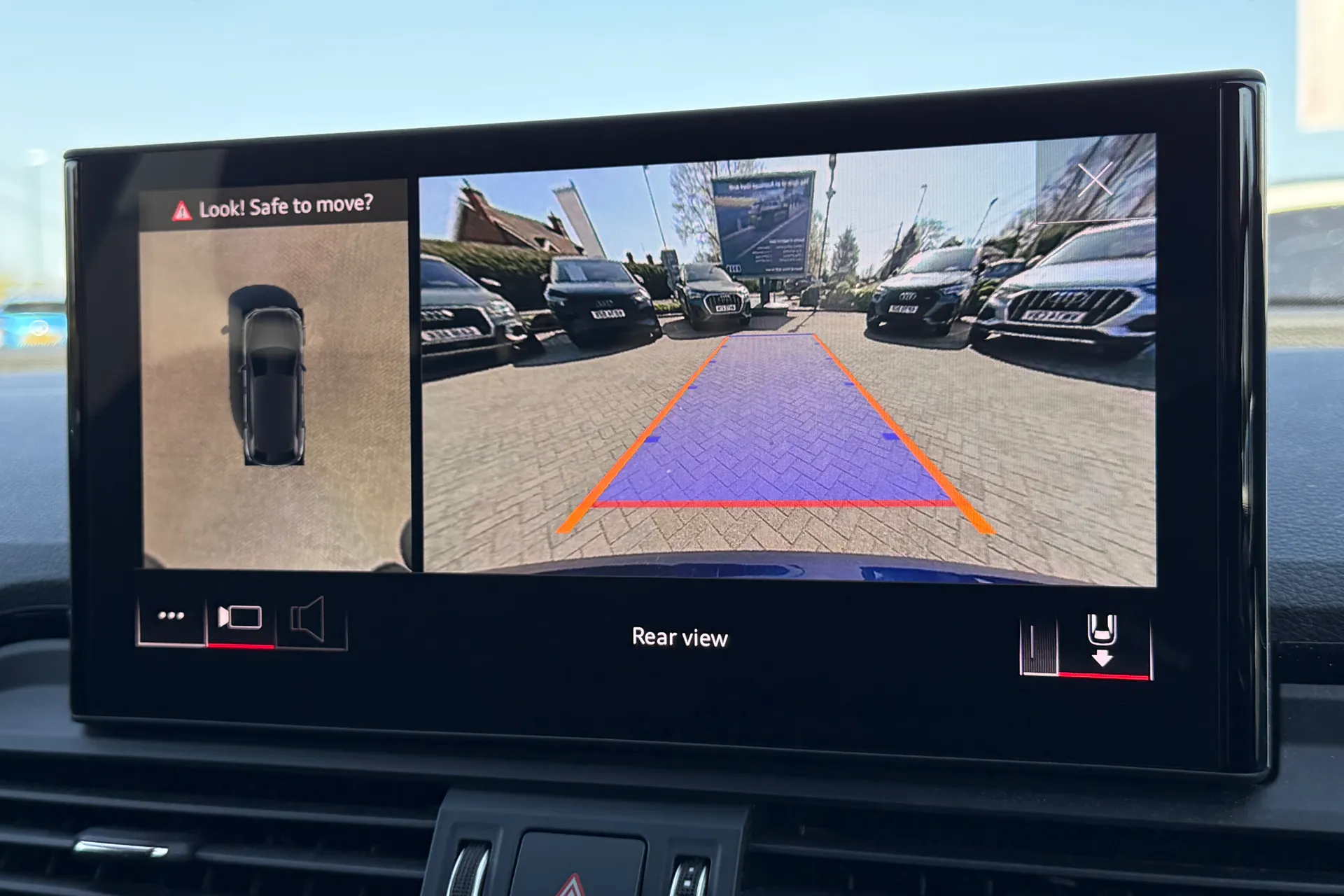 Audi Q5 thumbnail image number 4