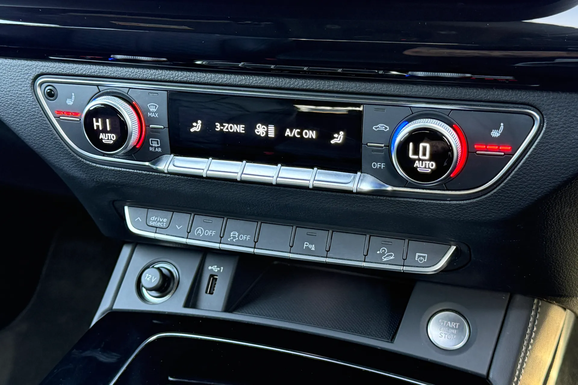 Audi Q5 thumbnail image number 15