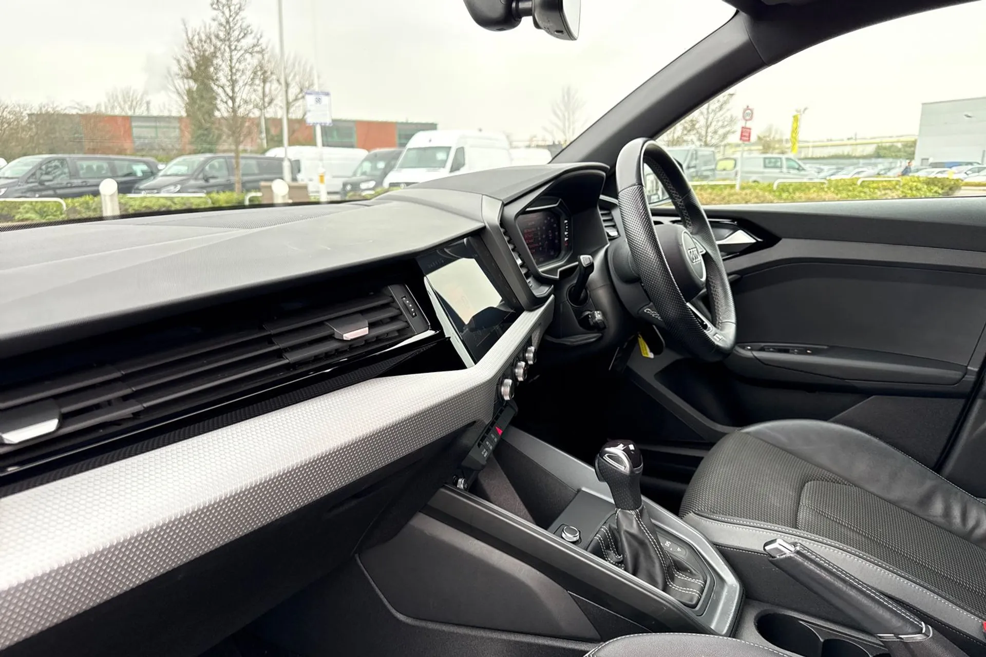 Audi A1 thumbnail image number 11