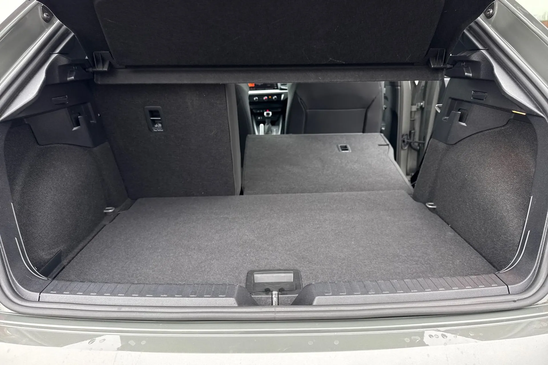 Audi A1 thumbnail image number 42