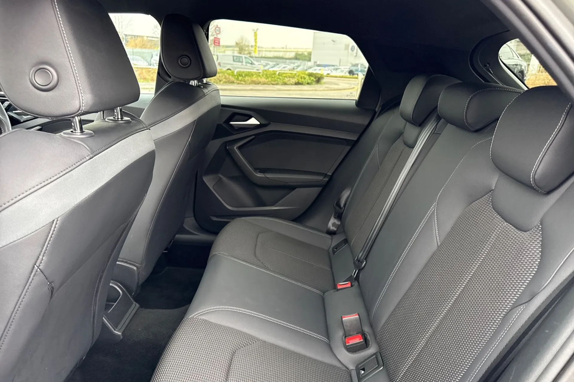 Audi A1 thumbnail image number 50