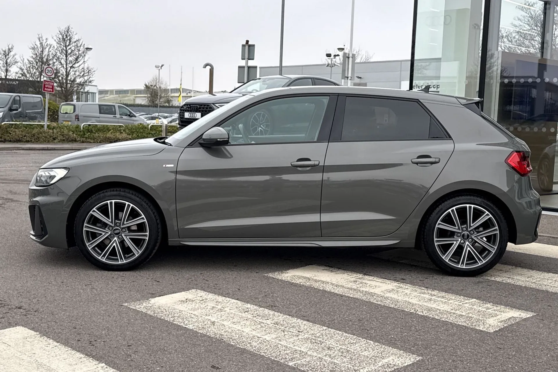 Audi A1 thumbnail image number 23