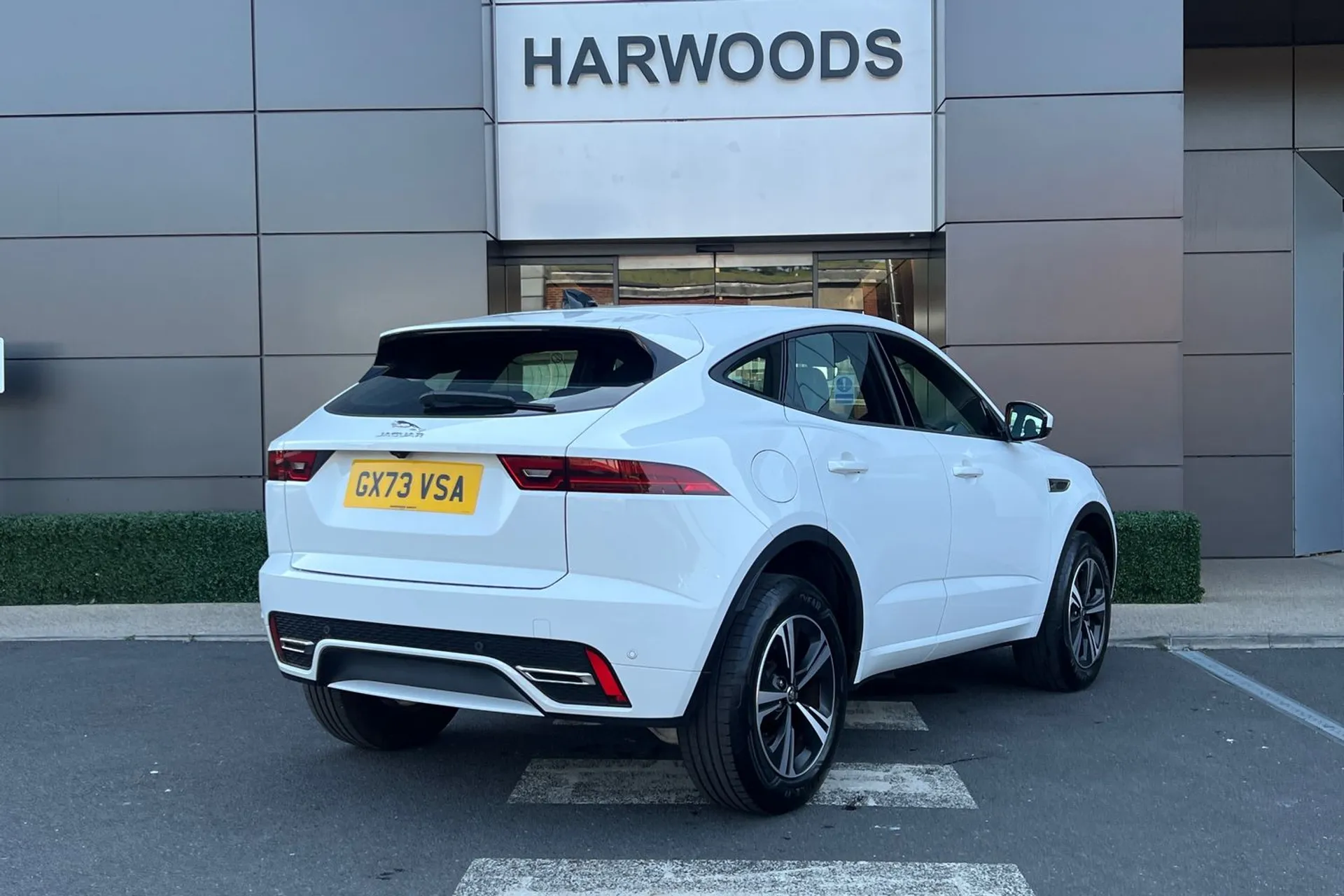 Jaguar E-PACE thumbnail image number 6