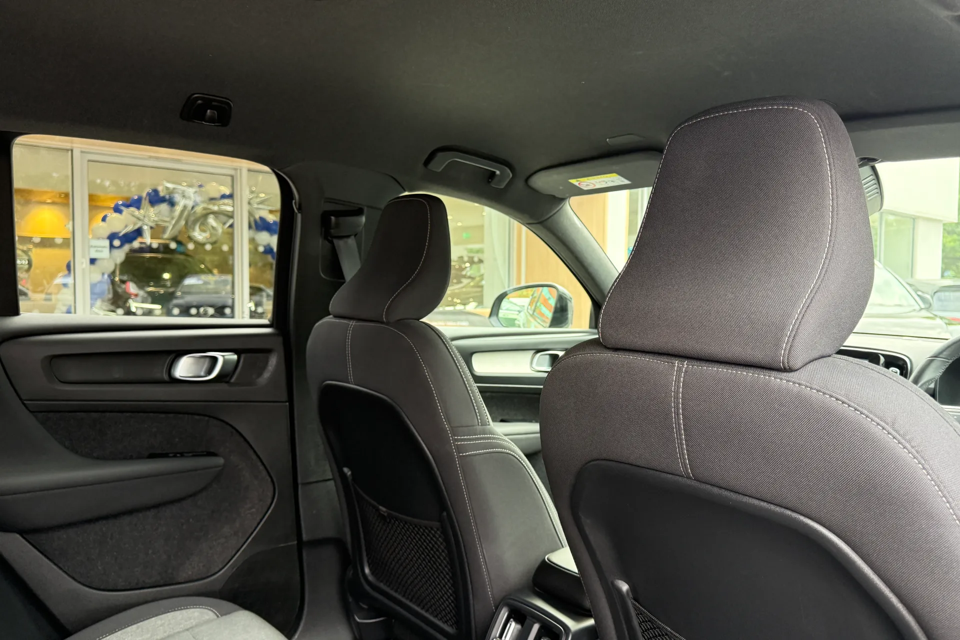 Volvo XC40 thumbnail image number 24