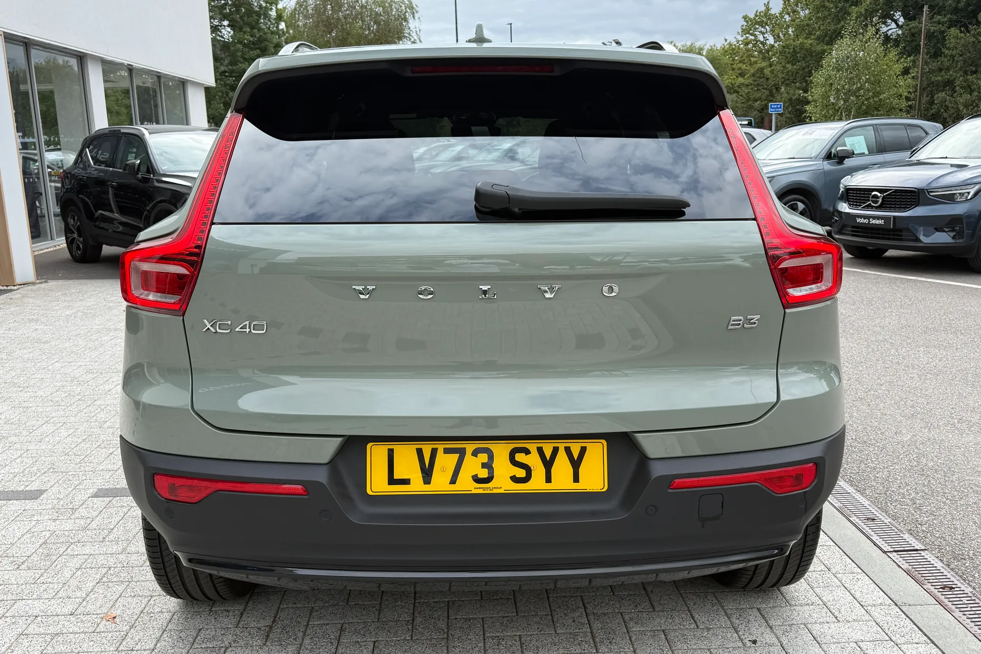 Volvo XC40 thumbnail image number 9