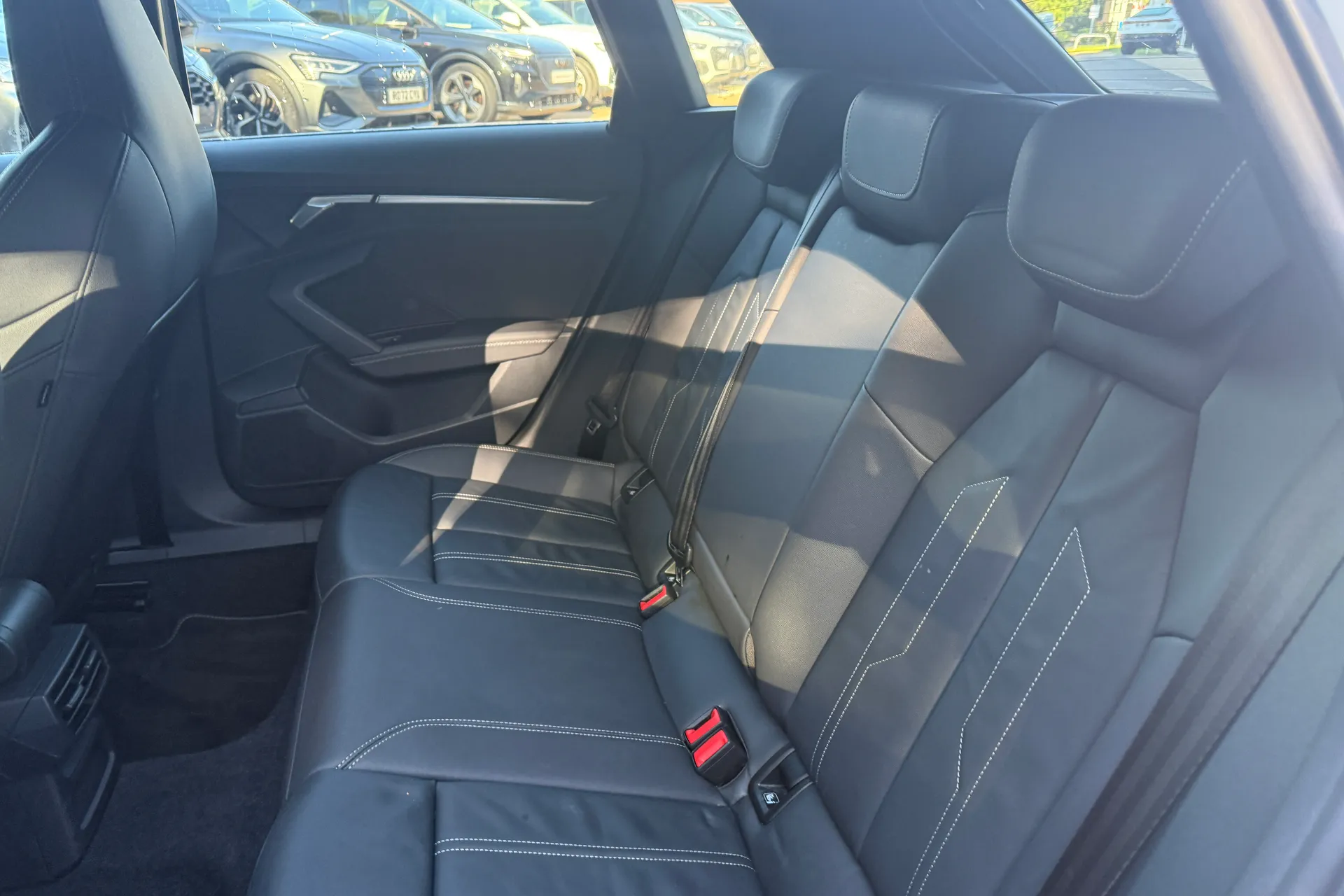 Audi A3 thumbnail image number 38