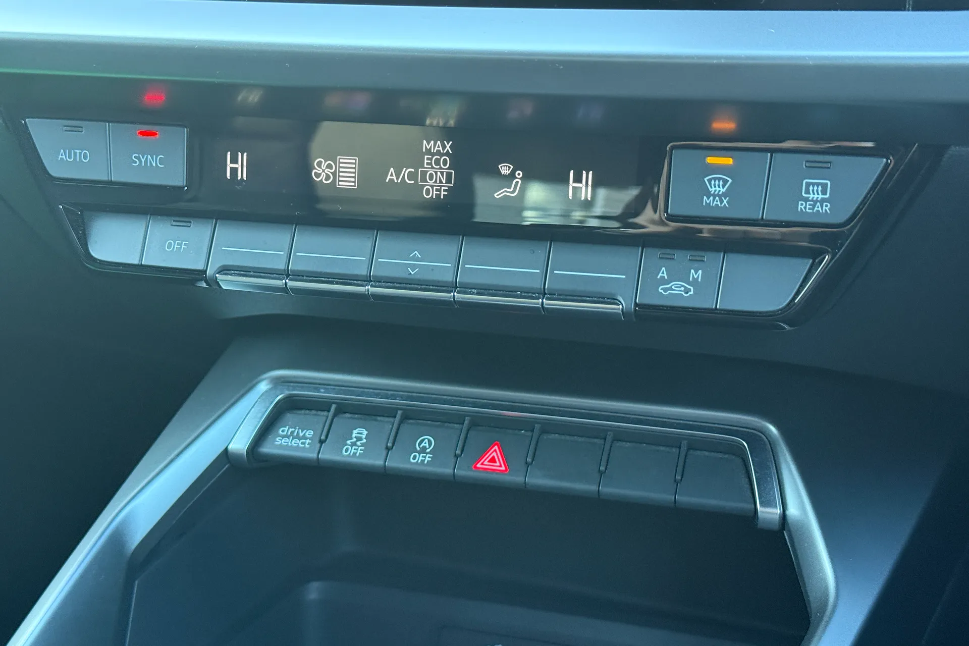 Audi A3 thumbnail image number 7