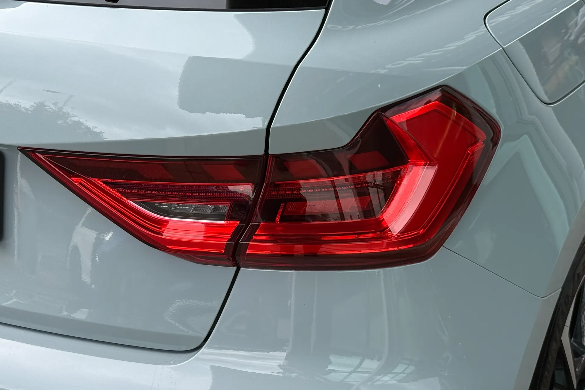 Audi A1 thumbnail image number 42