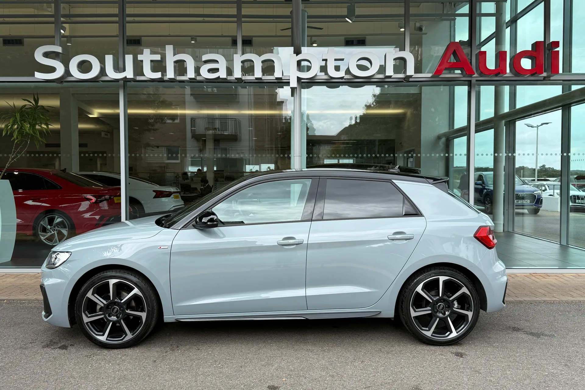 Audi A1 thumbnail image number 47