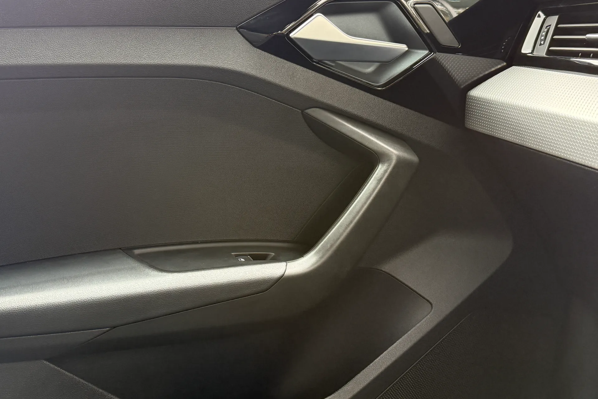 Audi A1 thumbnail image number 25