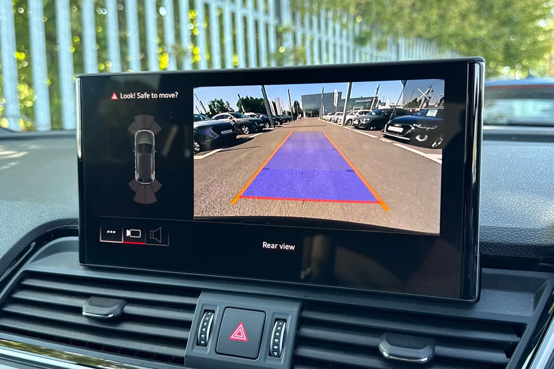 Audi Q5 thumbnail image number 4