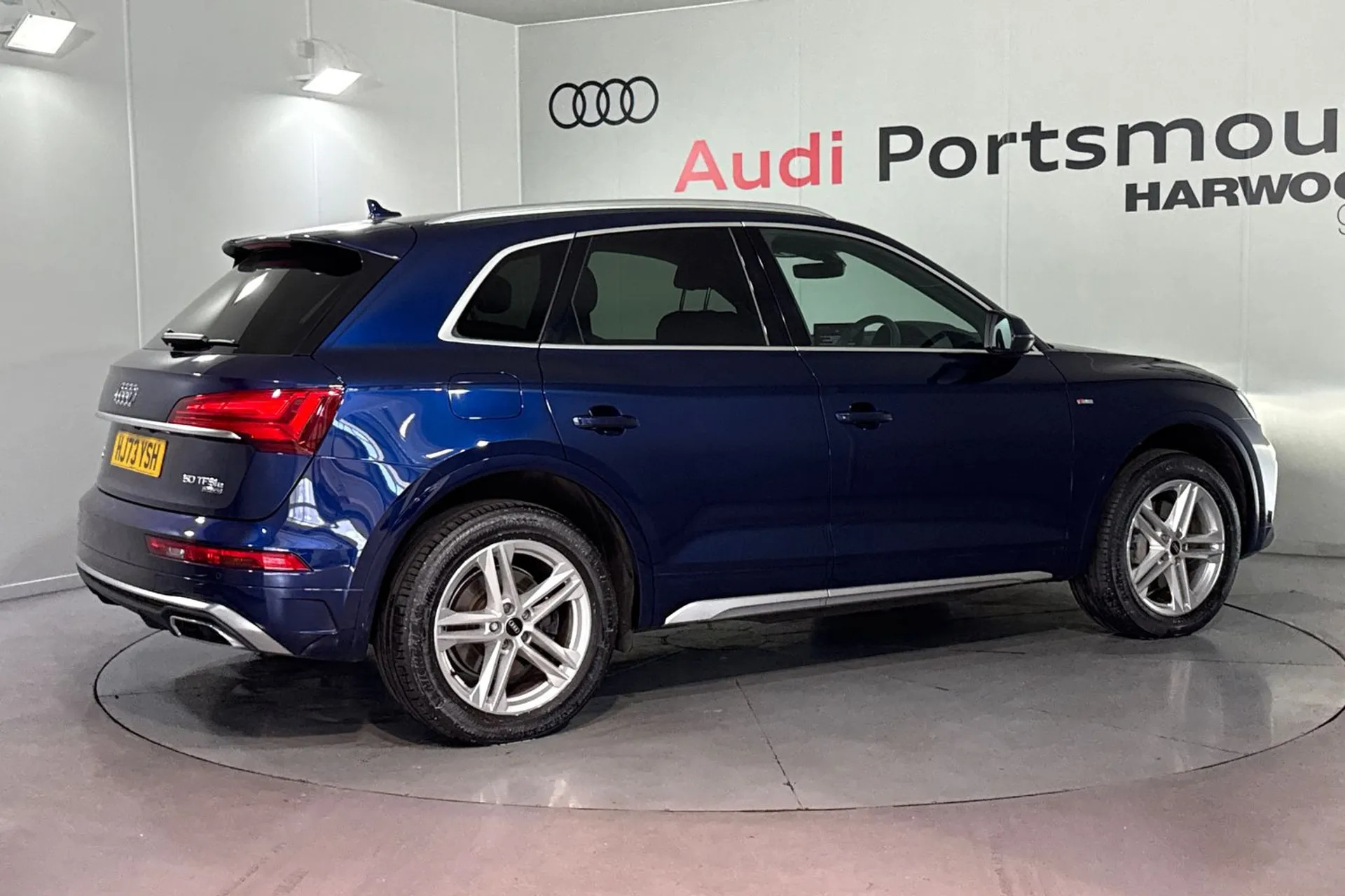 Audi Q5 thumbnail image number 10