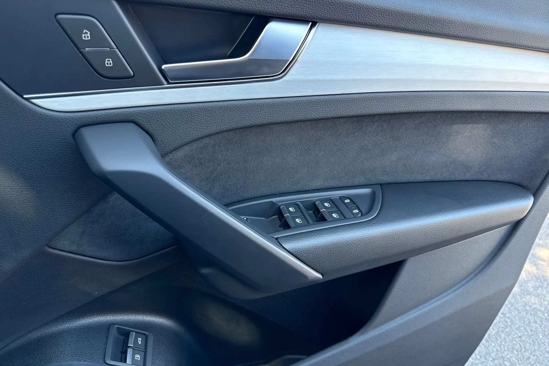 Audi Q5 thumbnail image number 44