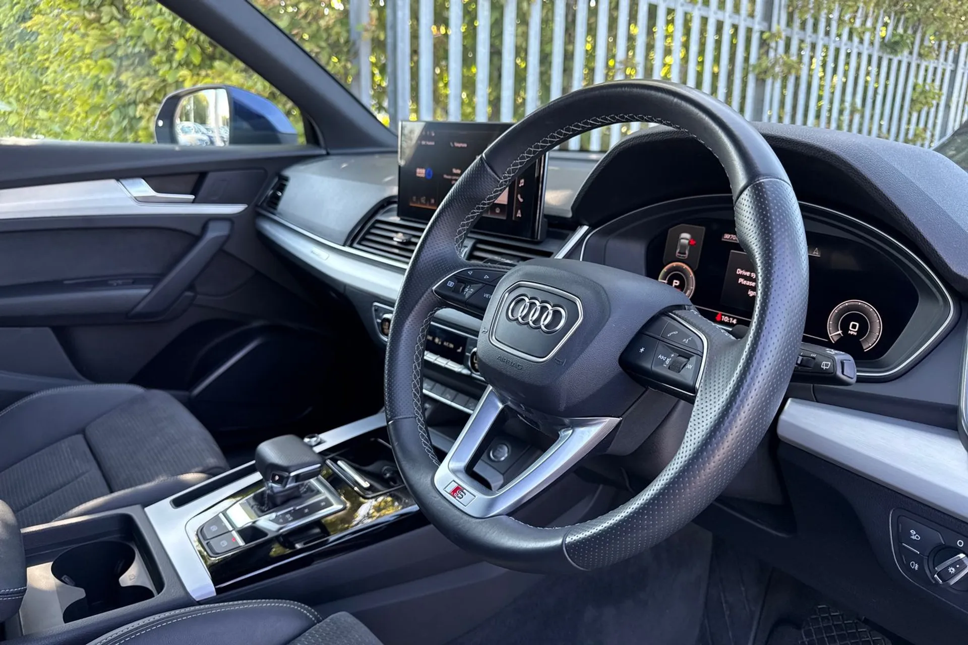 Audi Q5 thumbnail image number 28