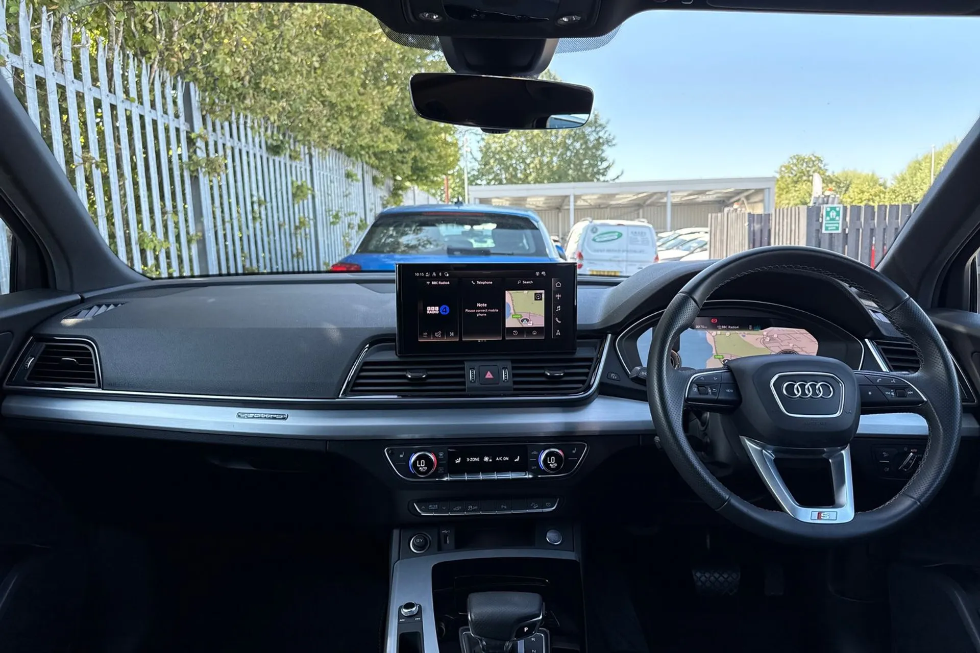 Audi Q5 thumbnail image number 3