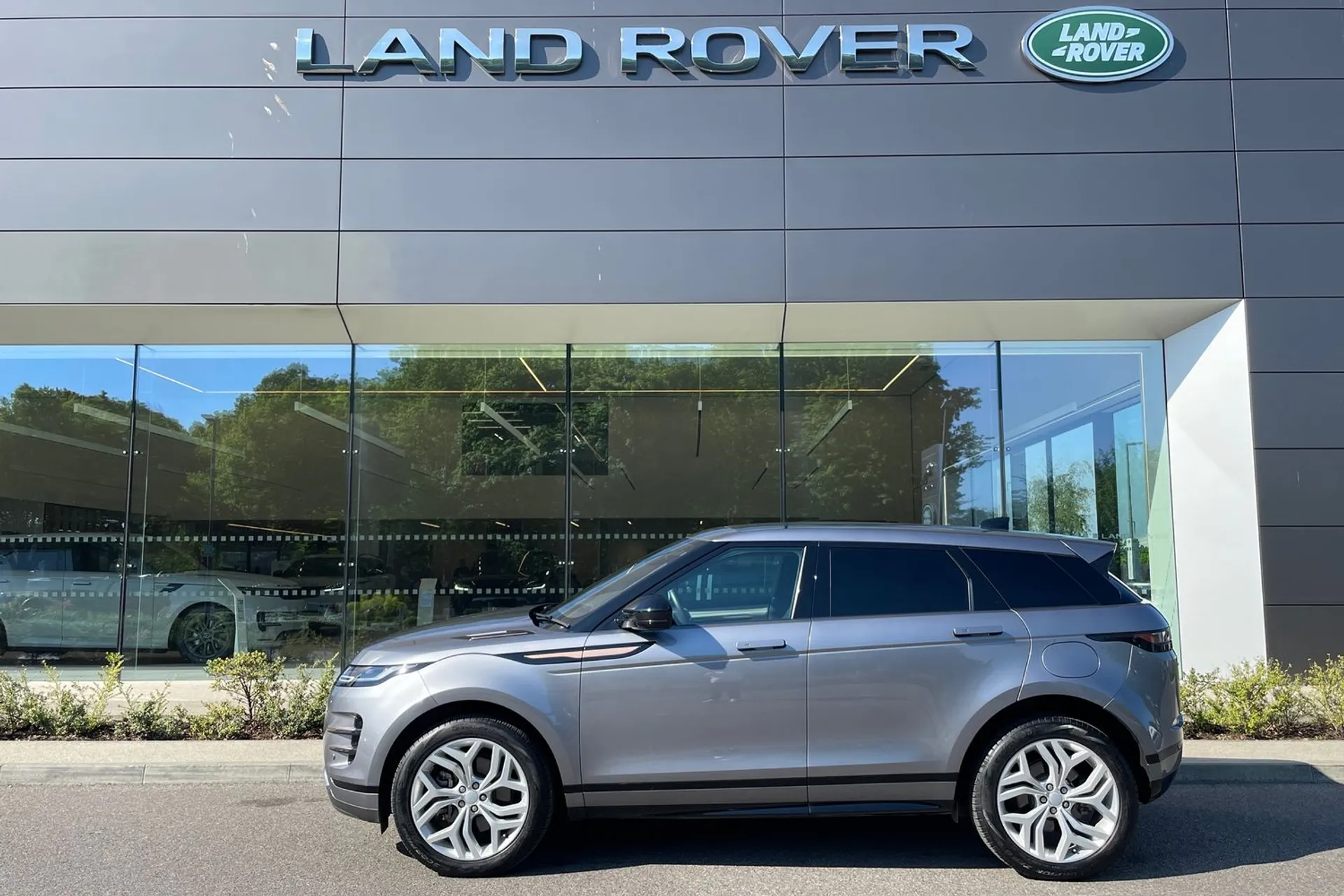 LAND ROVER RANGE ROVER EVOQUE thumbnail image number 12