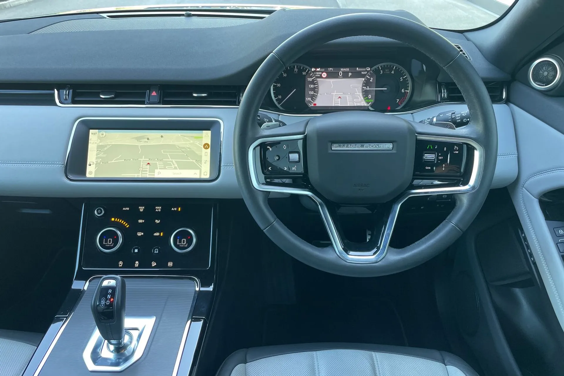 LAND ROVER RANGE ROVER EVOQUE thumbnail image number 18