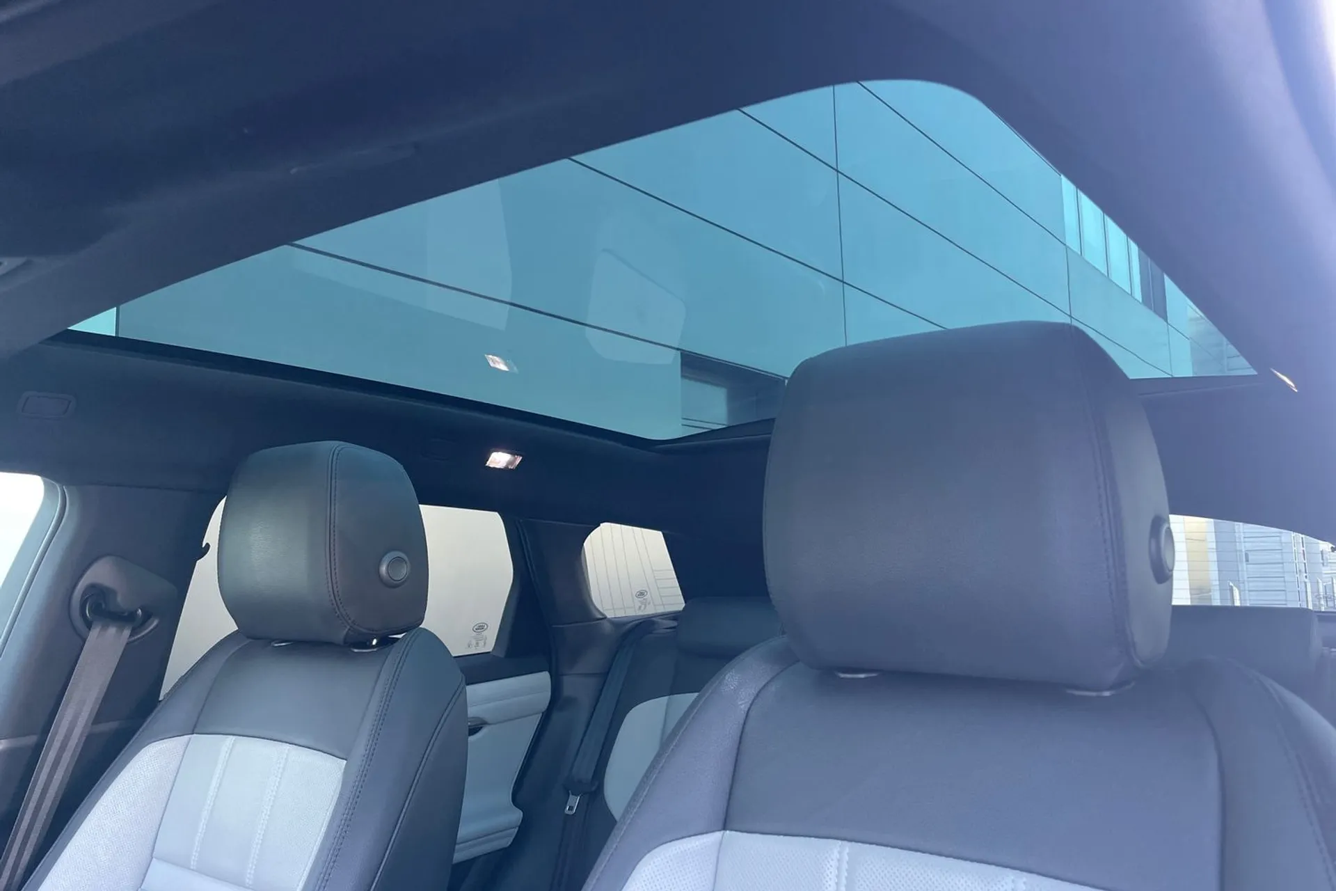 LAND ROVER RANGE ROVER EVOQUE thumbnail image number 4