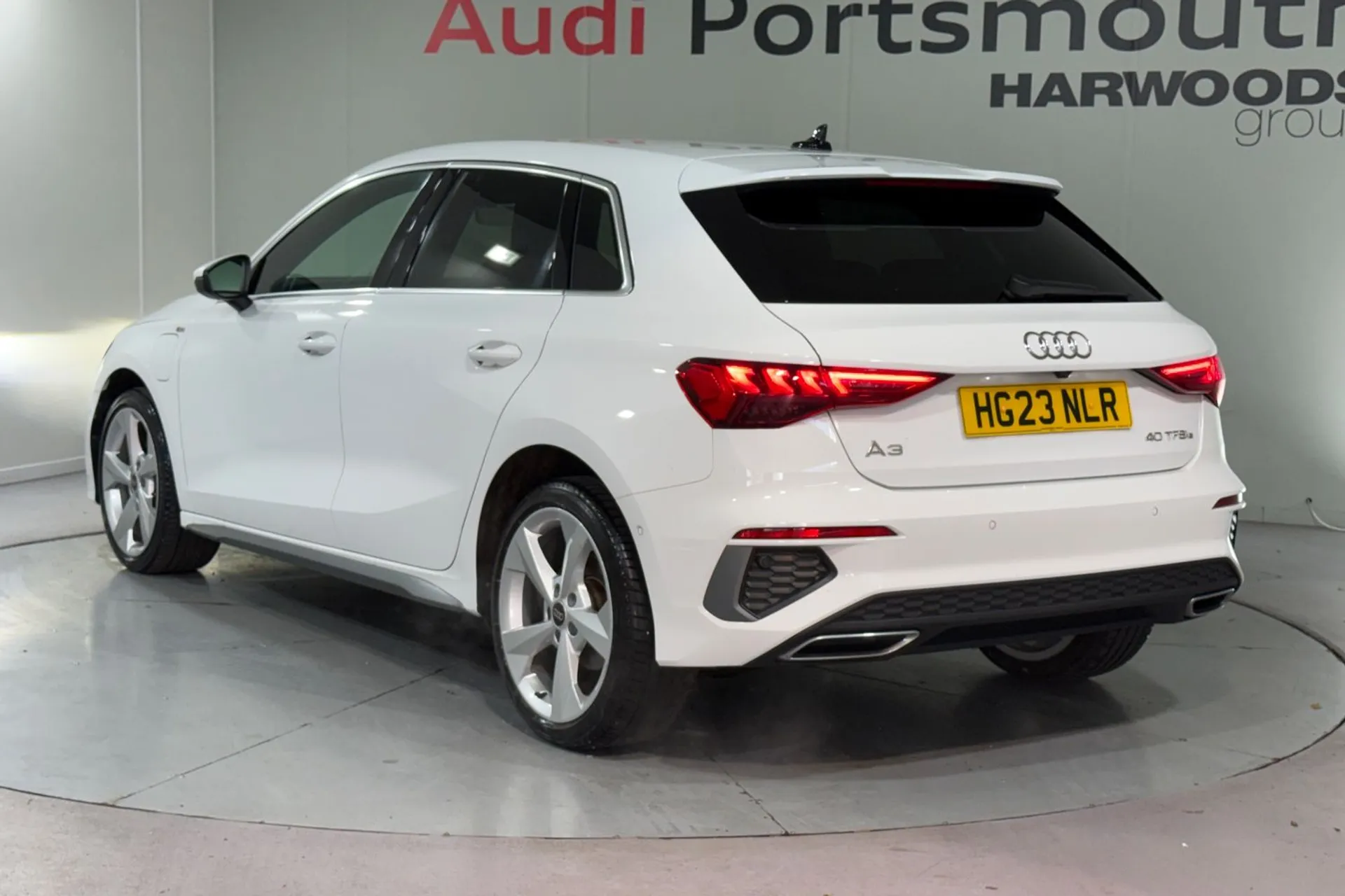 Audi A3 thumbnail image number 8