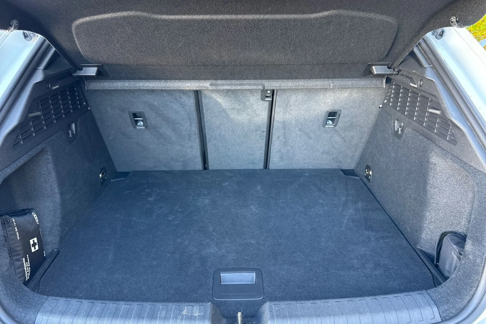 Audi A3 thumbnail image number 18