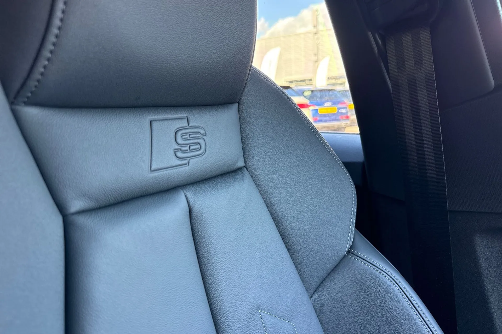 Audi A3 thumbnail image number 32