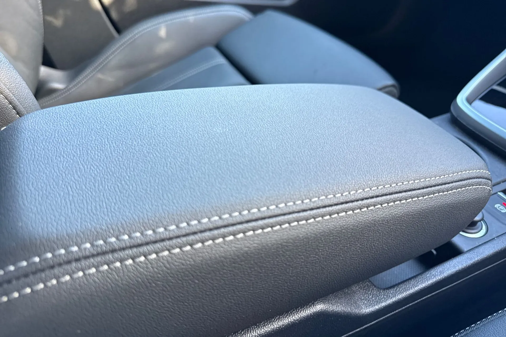 Audi A3 thumbnail image number 48