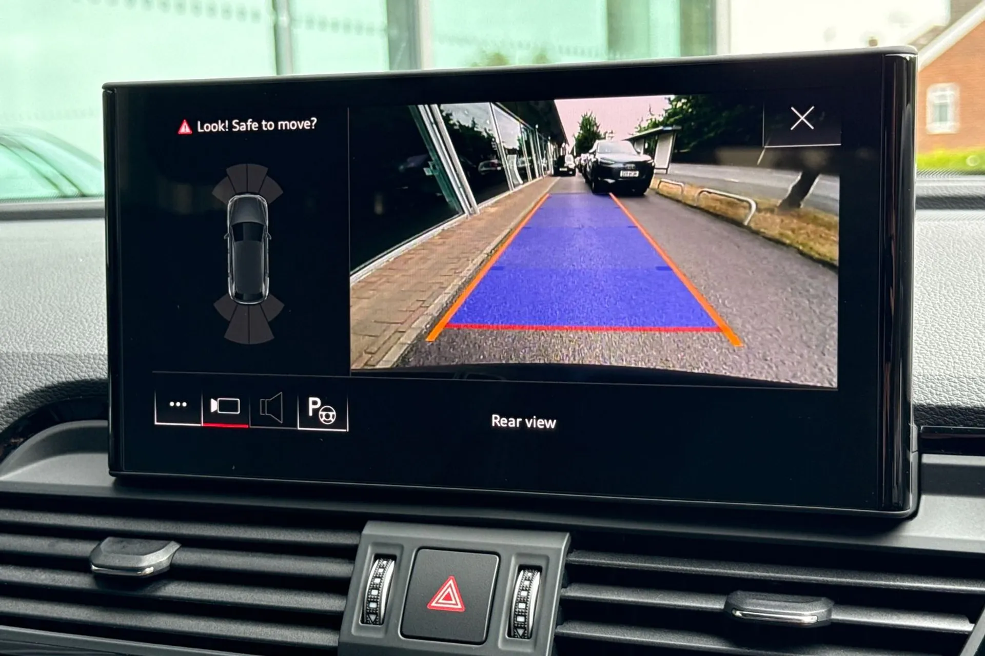 Audi Q5 thumbnail image number 3
