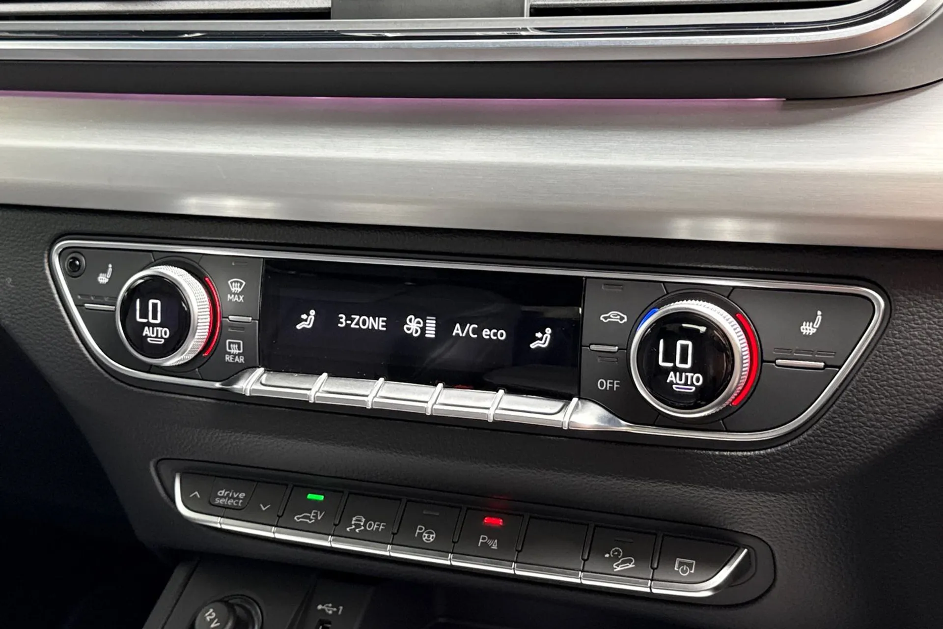 Audi Q5 thumbnail image number 39