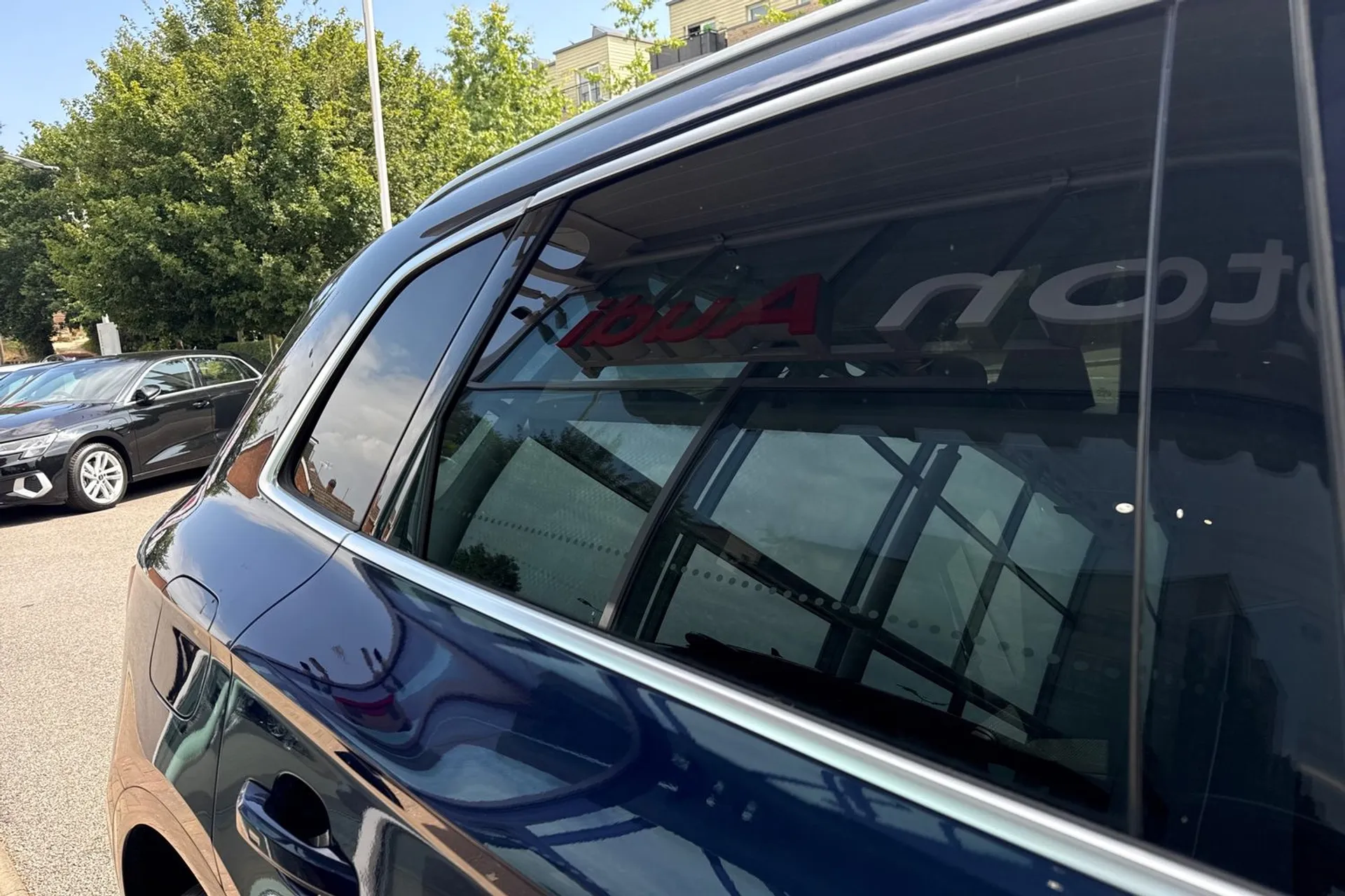 Audi Q5 thumbnail image number 13