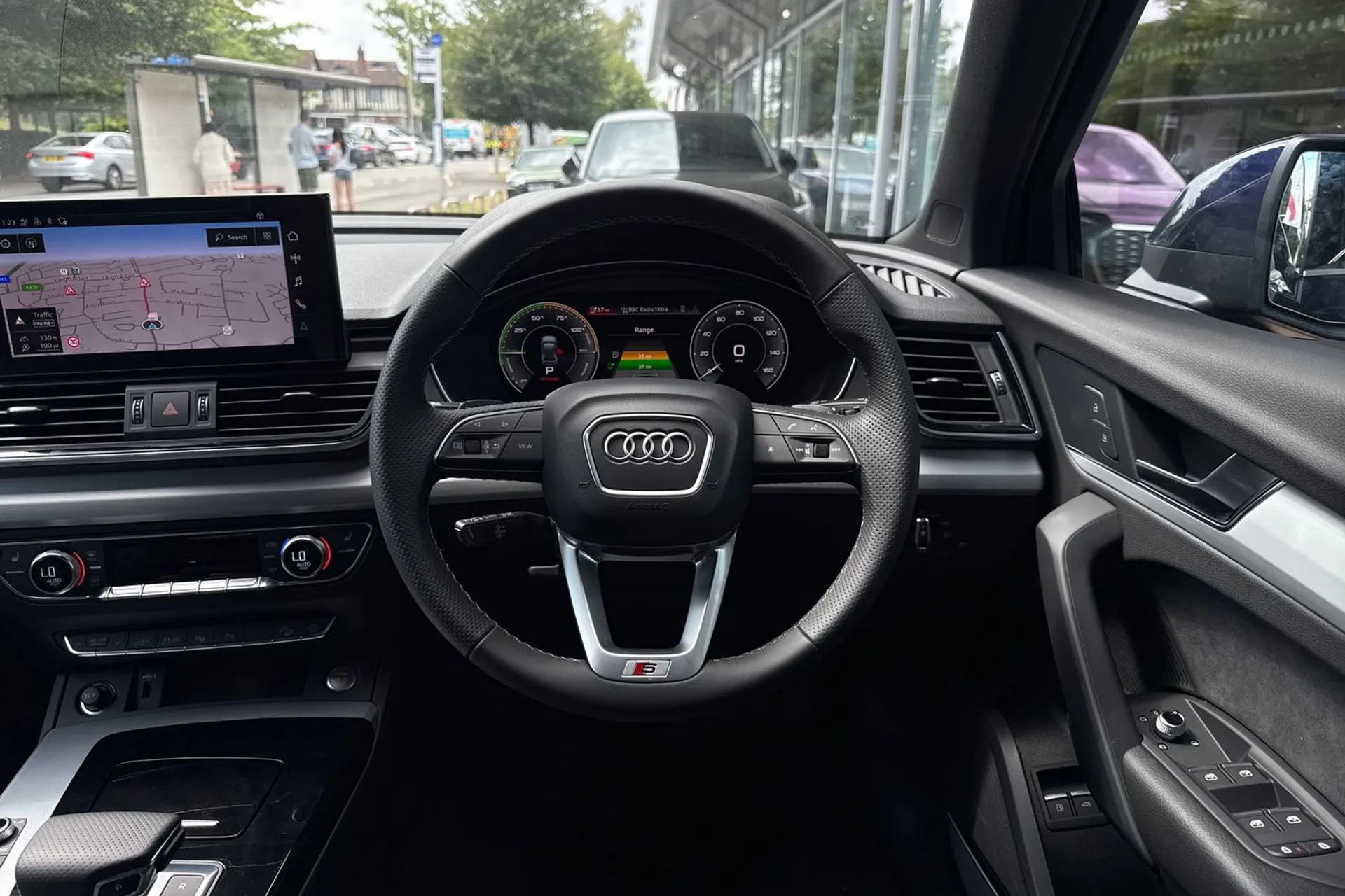 Audi Q5 thumbnail image number 4