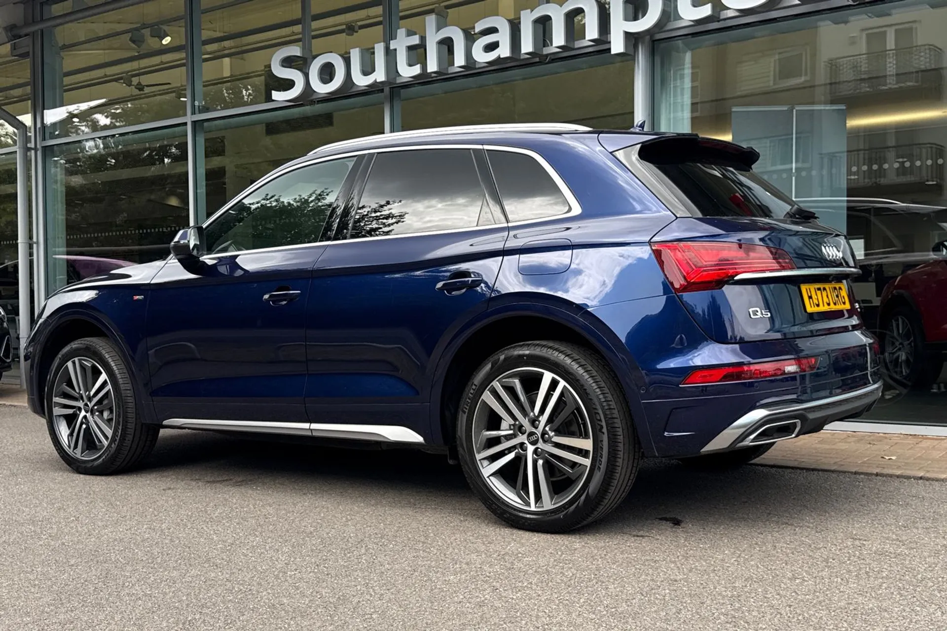 Audi Q5 thumbnail image number 8
