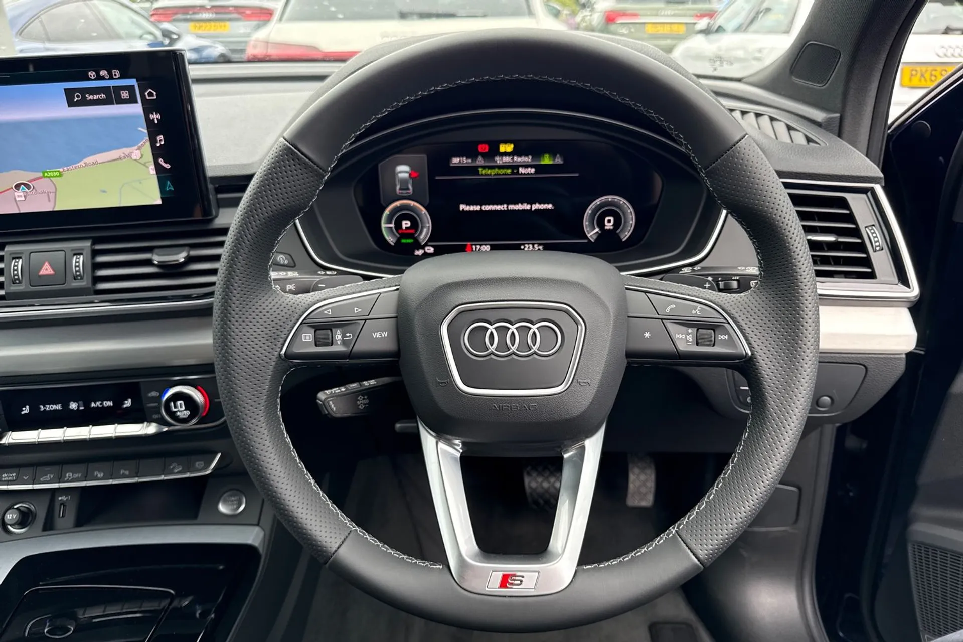 Audi Q5 thumbnail image number 38