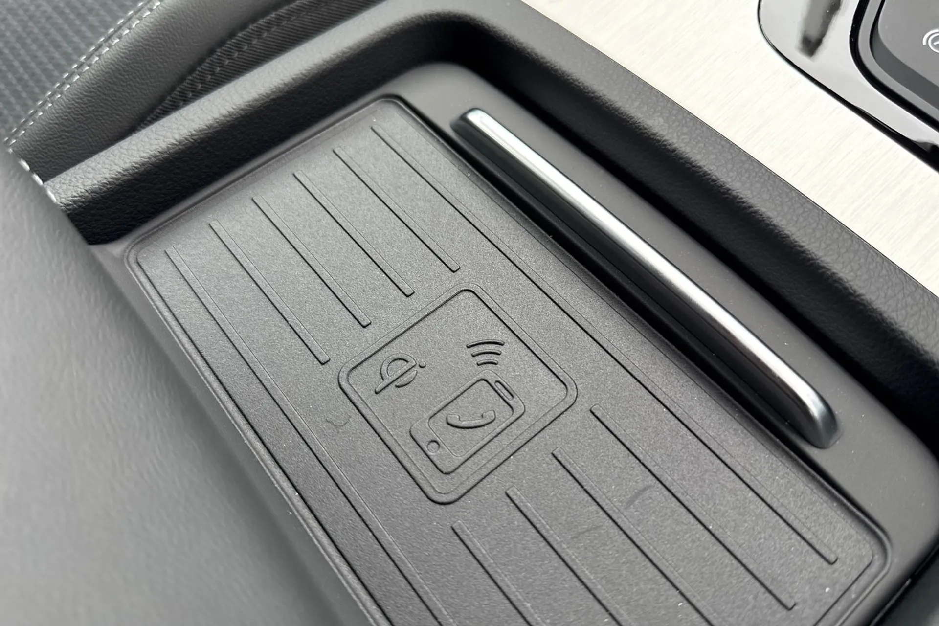 Audi Q5 thumbnail image number 30