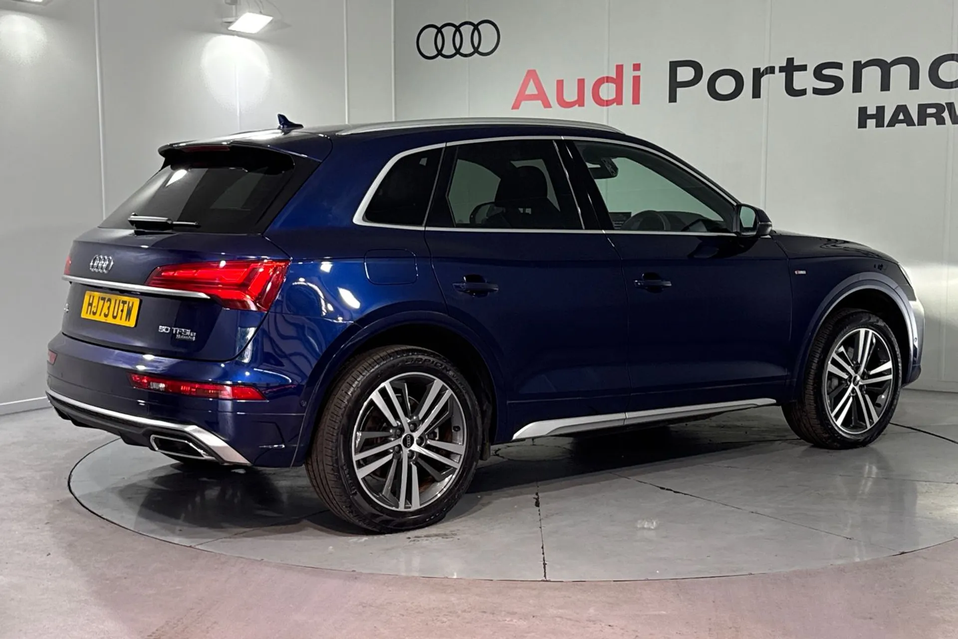 Audi Q5 thumbnail image number 11
