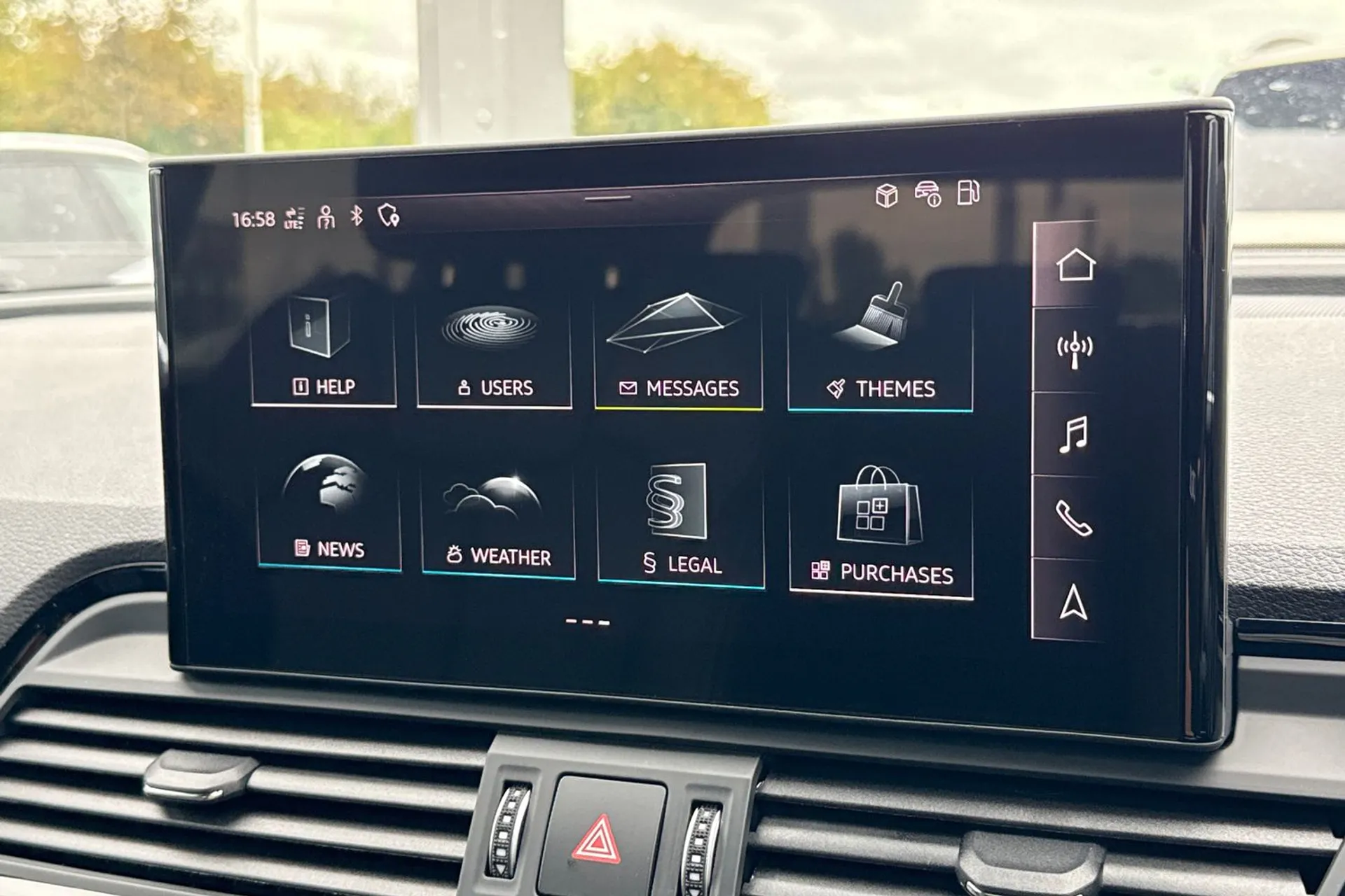 Audi Q5 thumbnail image number 36