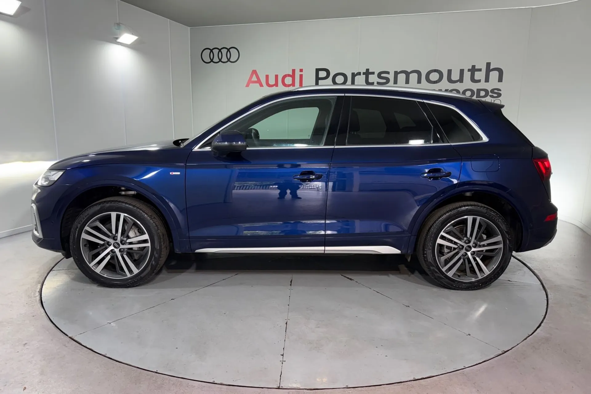 Audi Q5 thumbnail image number 9