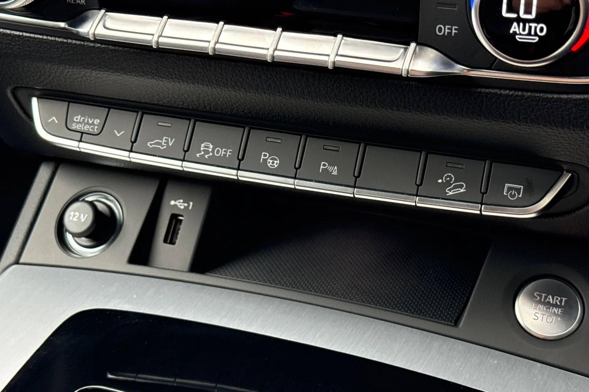Audi Q5 thumbnail image number 51