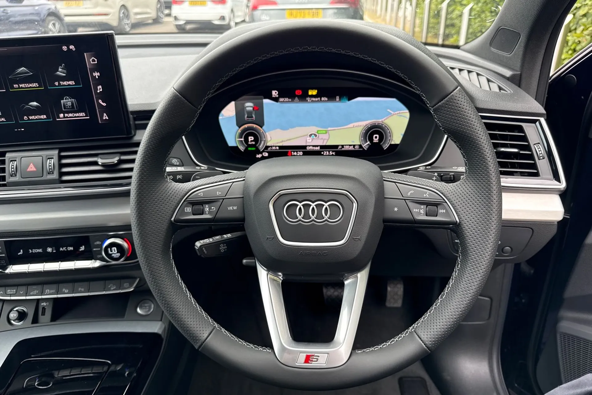 Audi Q5 thumbnail image number 40