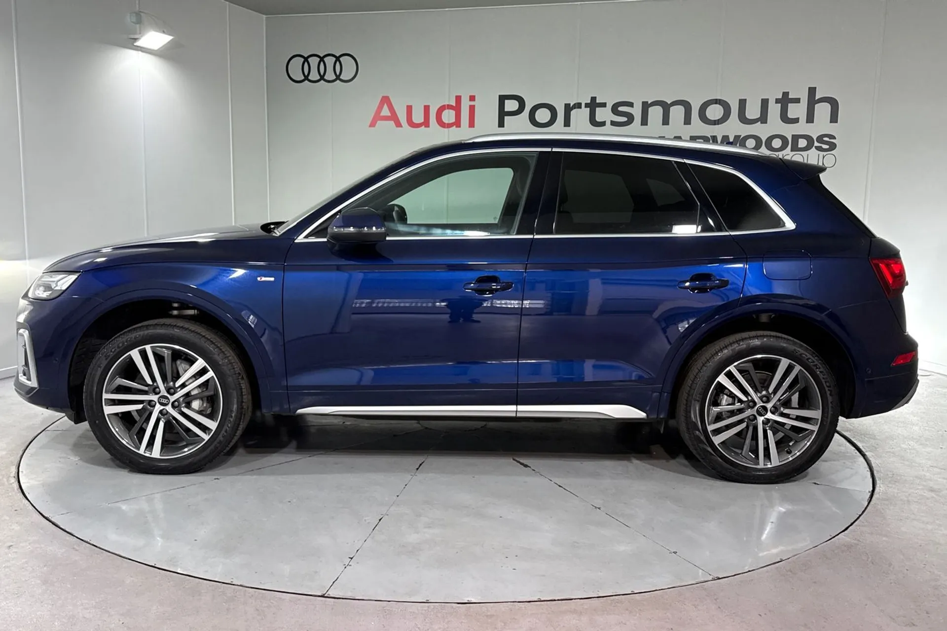 Audi Q5 thumbnail image number 10